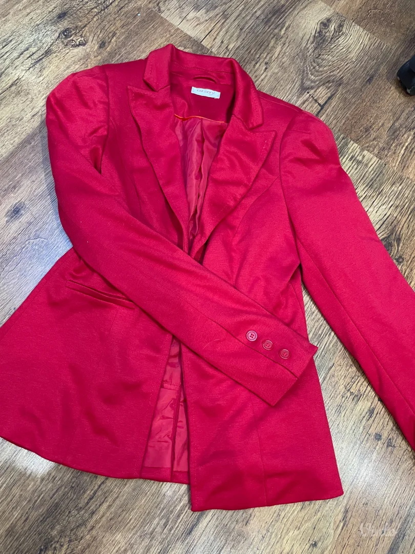 Orsay crveni sako
