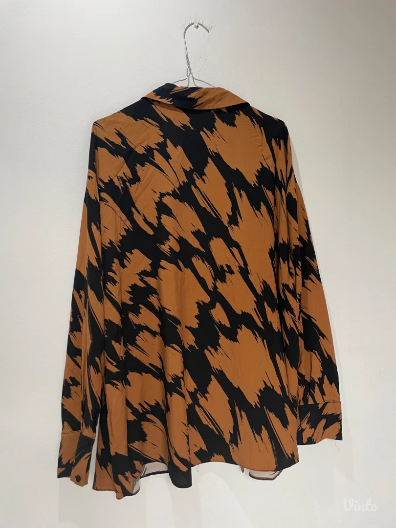 Kosulja NOVO SA ETIKETOM