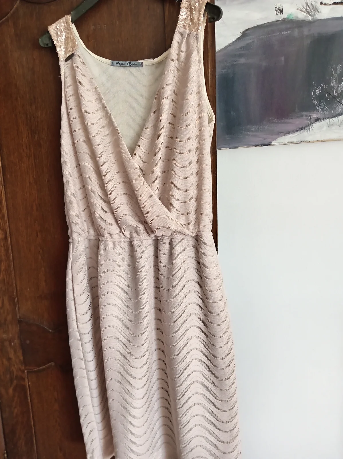 Elegantna bela /krem haljina