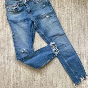 Prelepe Zara farmerke