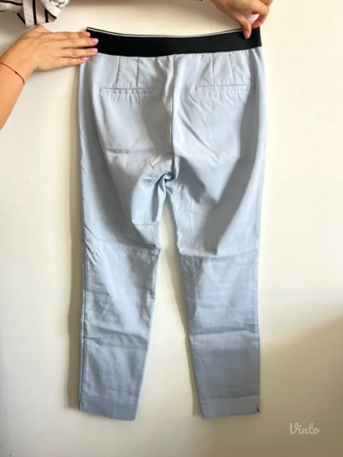 Zara - svetlo plave pantalone