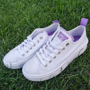 Converse, bela patika