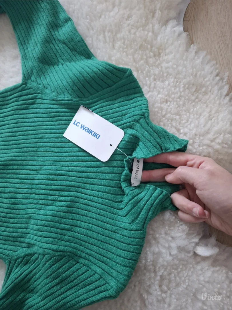 Lcw Waikiki bluza nova