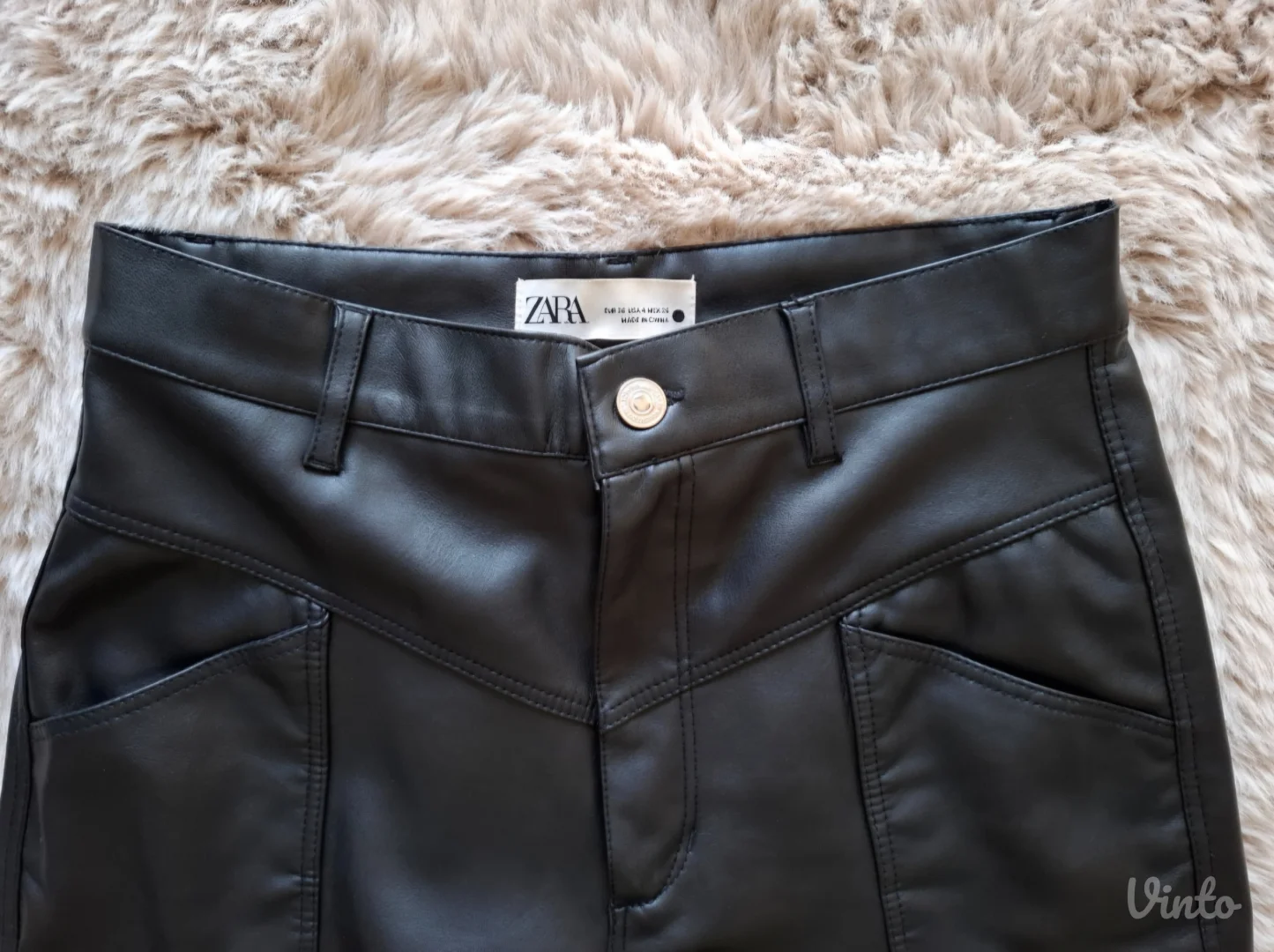 Zara kožne pantalone