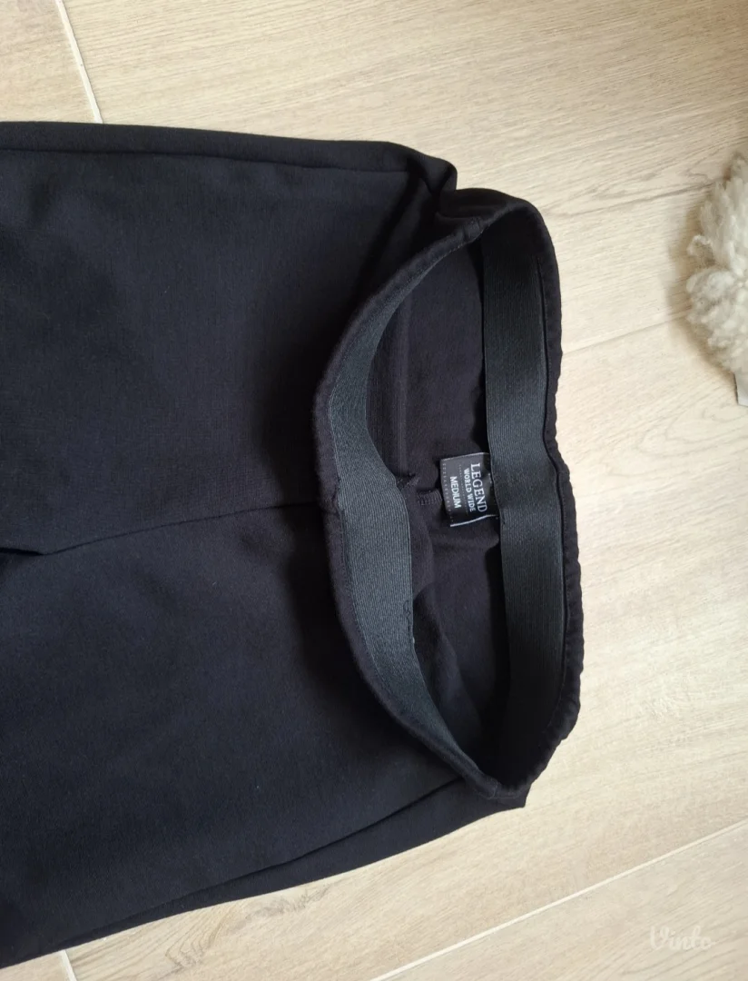 Legend veoma duge helanke sa prorezom