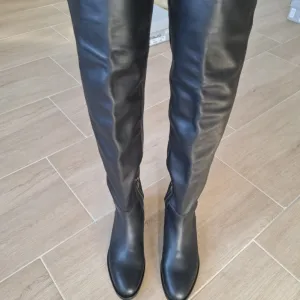 SOLO nove kožne čizme klasik preko kolena