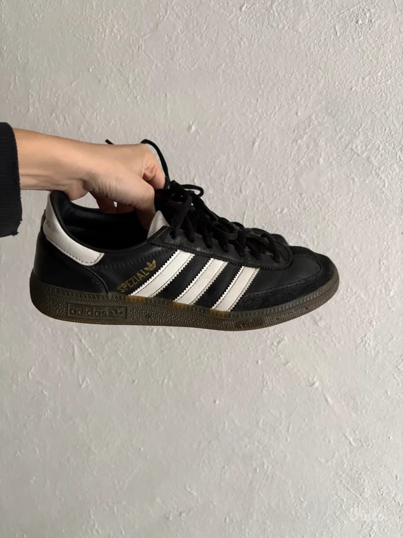 Adidas spezial