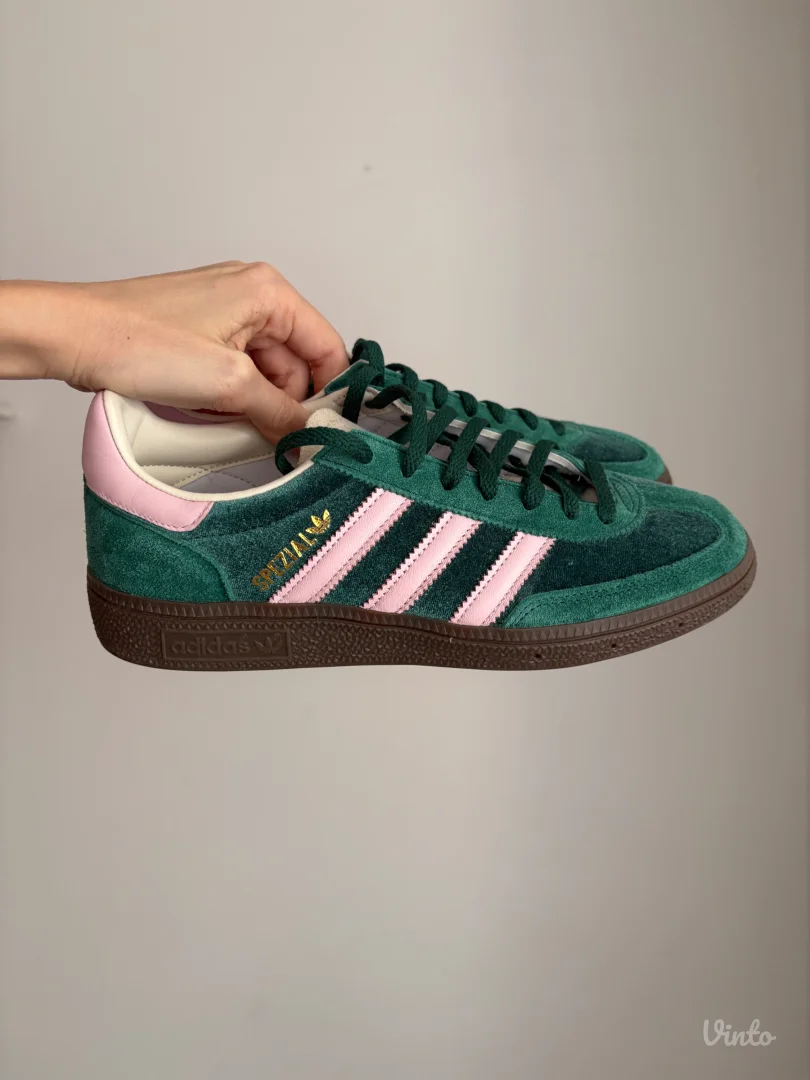 Adidas spezial