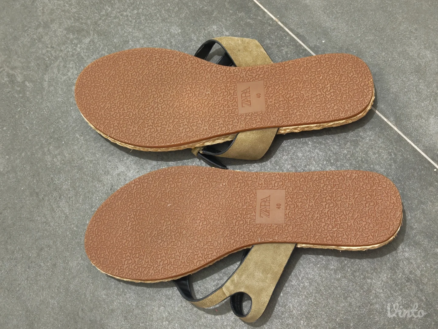 Zara nove ravne pletene papuče, 40