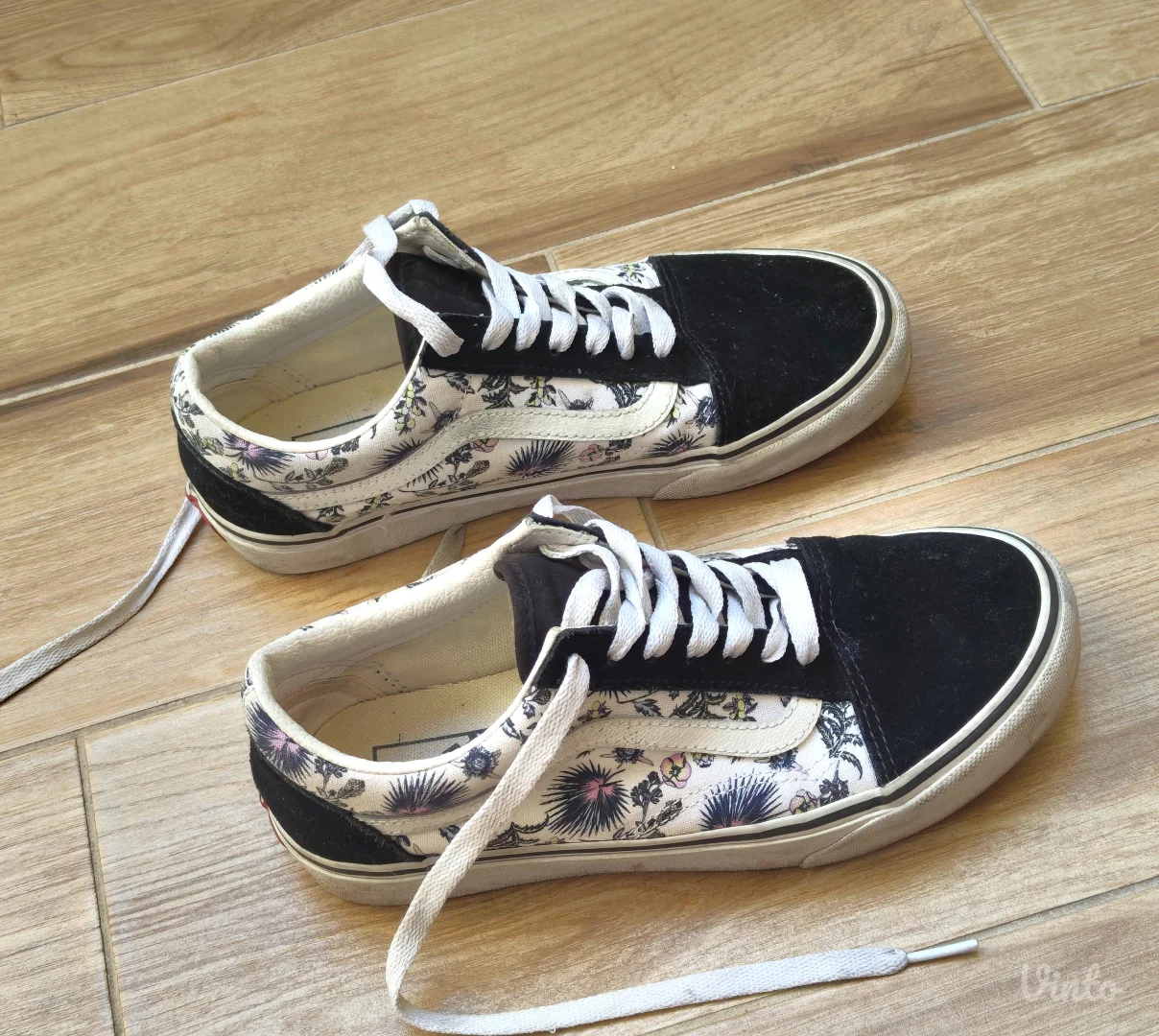 Vans patike 37 VANS Old Skool Low Top Floral Lace Up