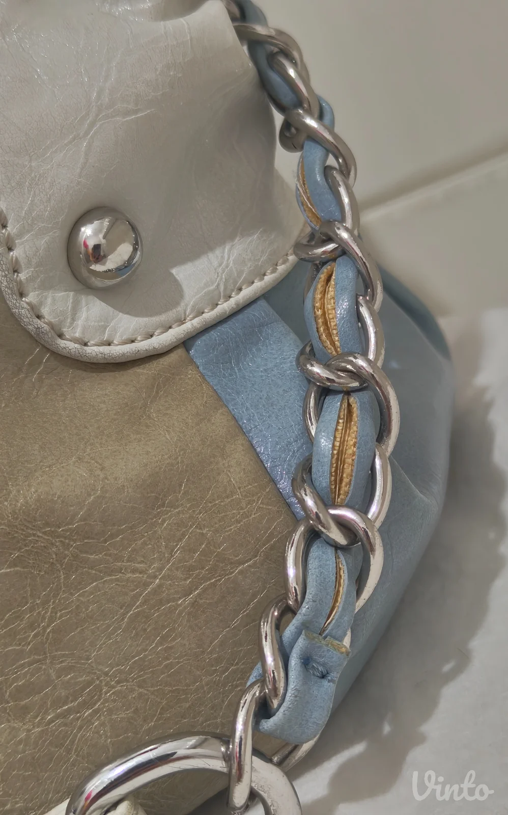 Guess vintage tasna
