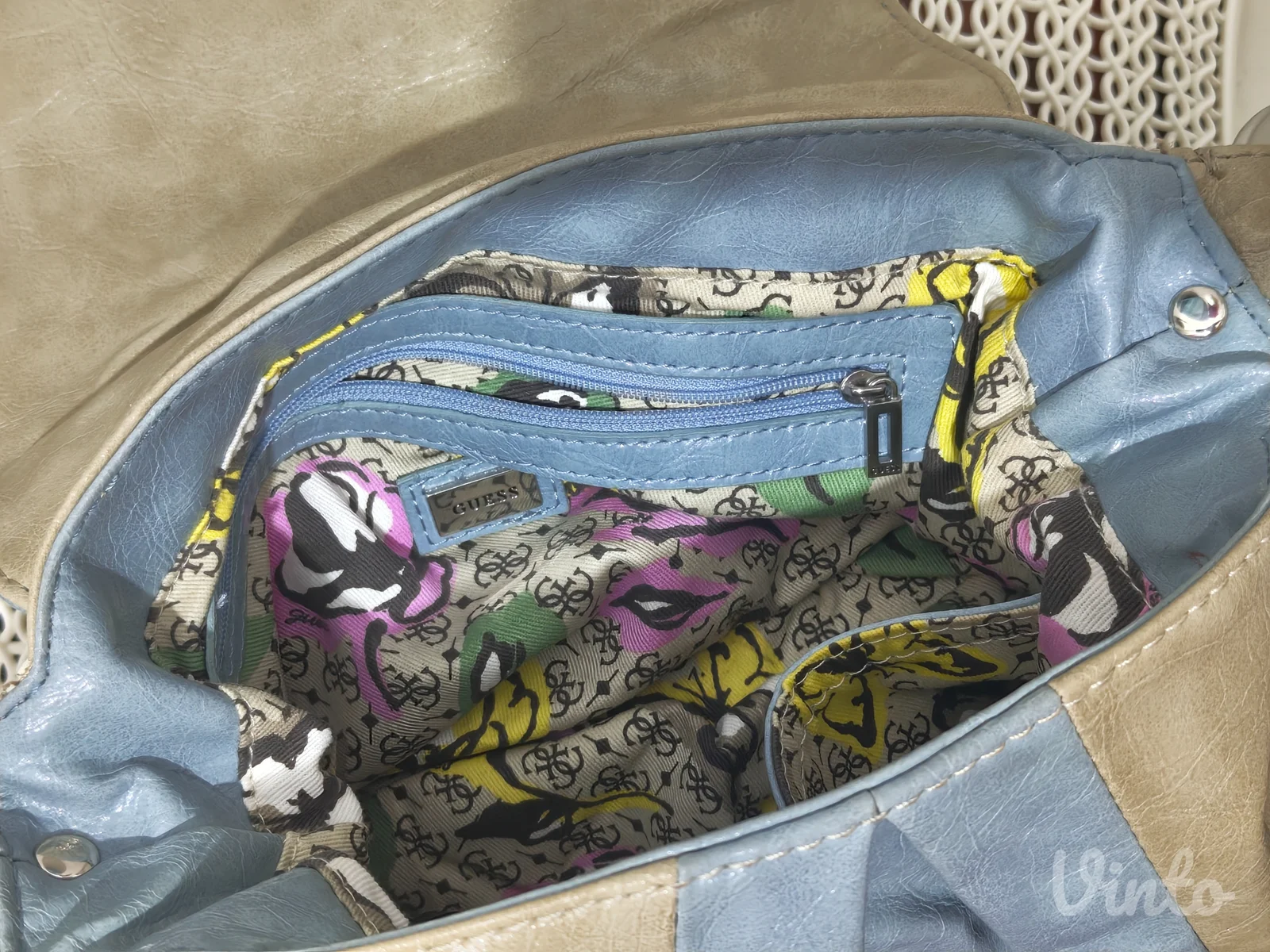 Guess vintage tasna