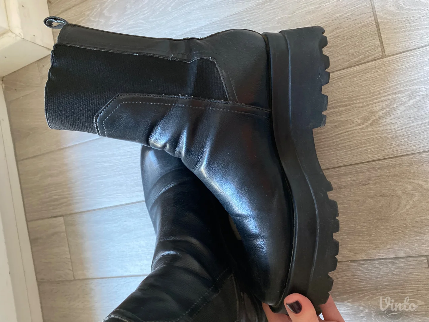 Stradivarius zimske čizme