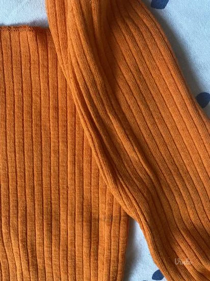 PULL&BEAR majica na jedno rame