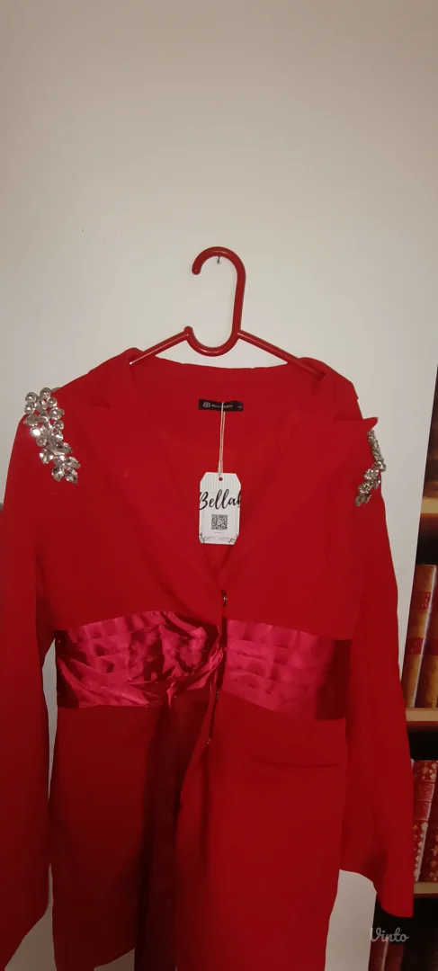 Bella Barnett sako (vise odgovara S ili M)