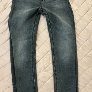 Stradivarius farmerke