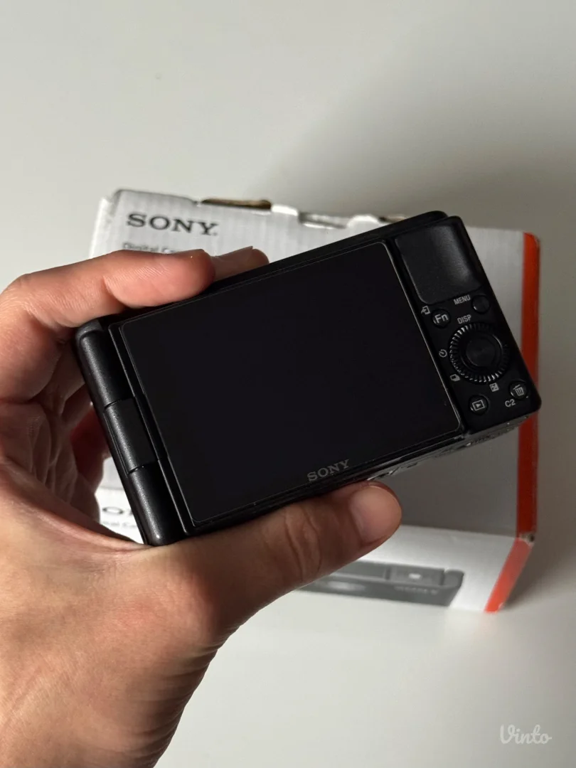 Sony ZV-1 digitalni fotoaparat