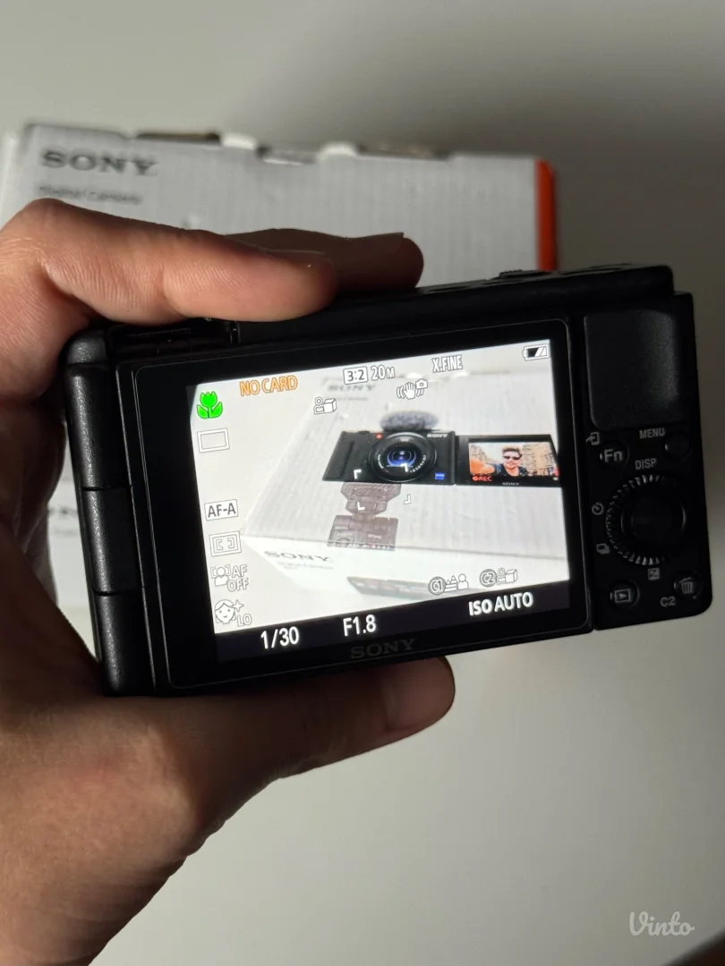 Sony ZV-1 digitalni fotoaparat