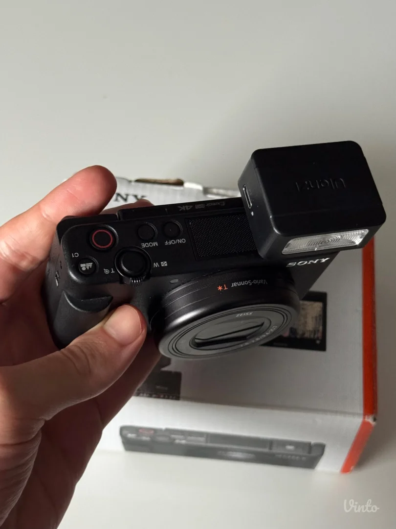 Sony ZV-1 digitalni fotoaparat