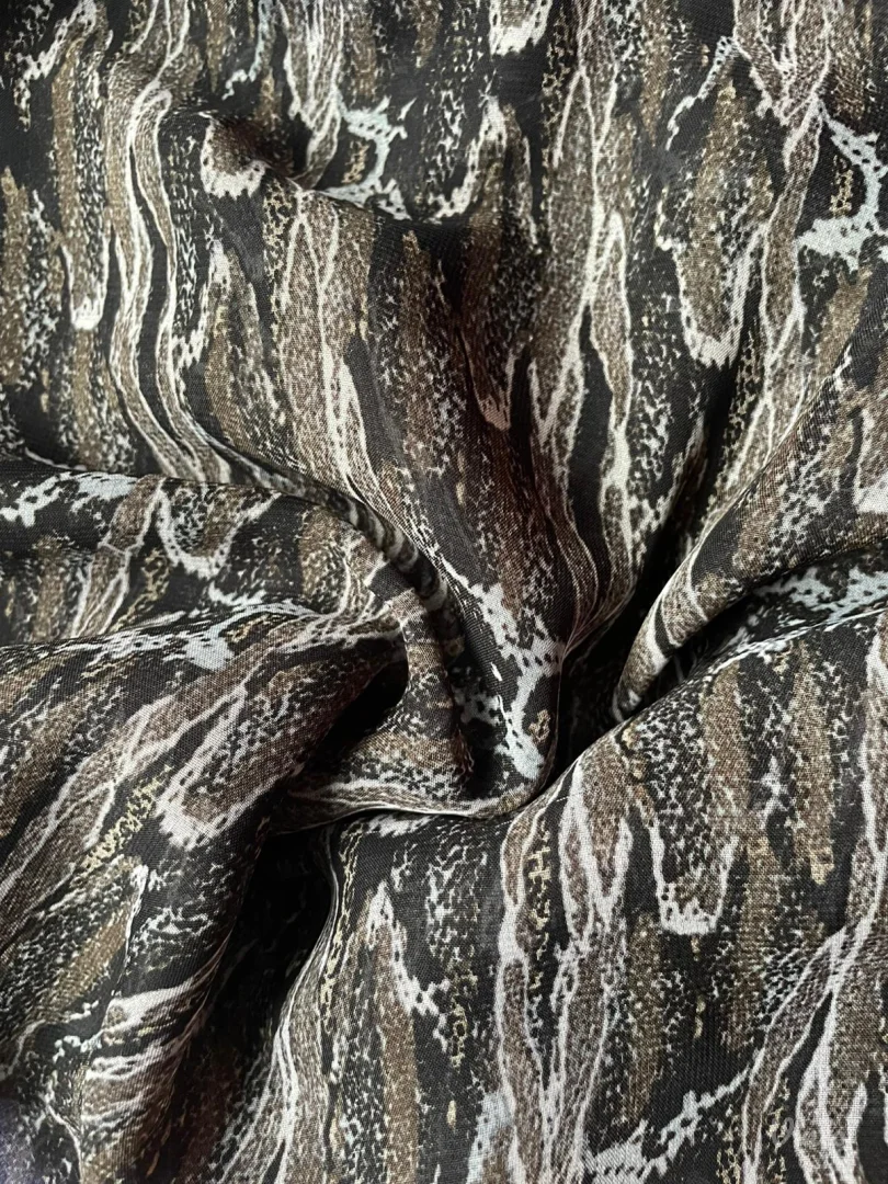 Zmija print košulja