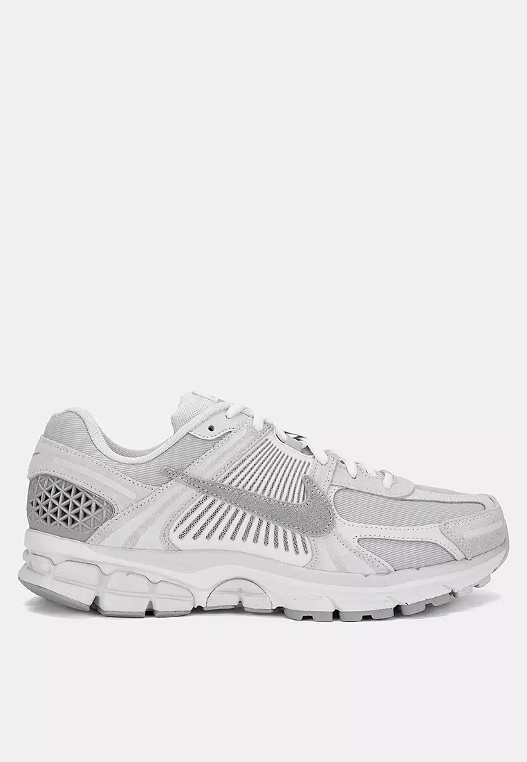Nike Zoom Vomero 5 SE – 41 – NOVO – Grey