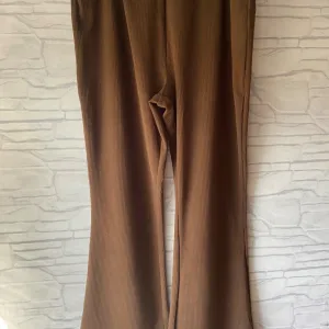 Waikiki rebrasti donji deo trenerke