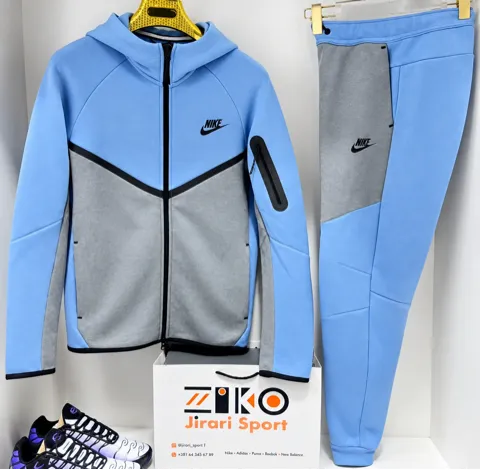 Nike Tech Fleece