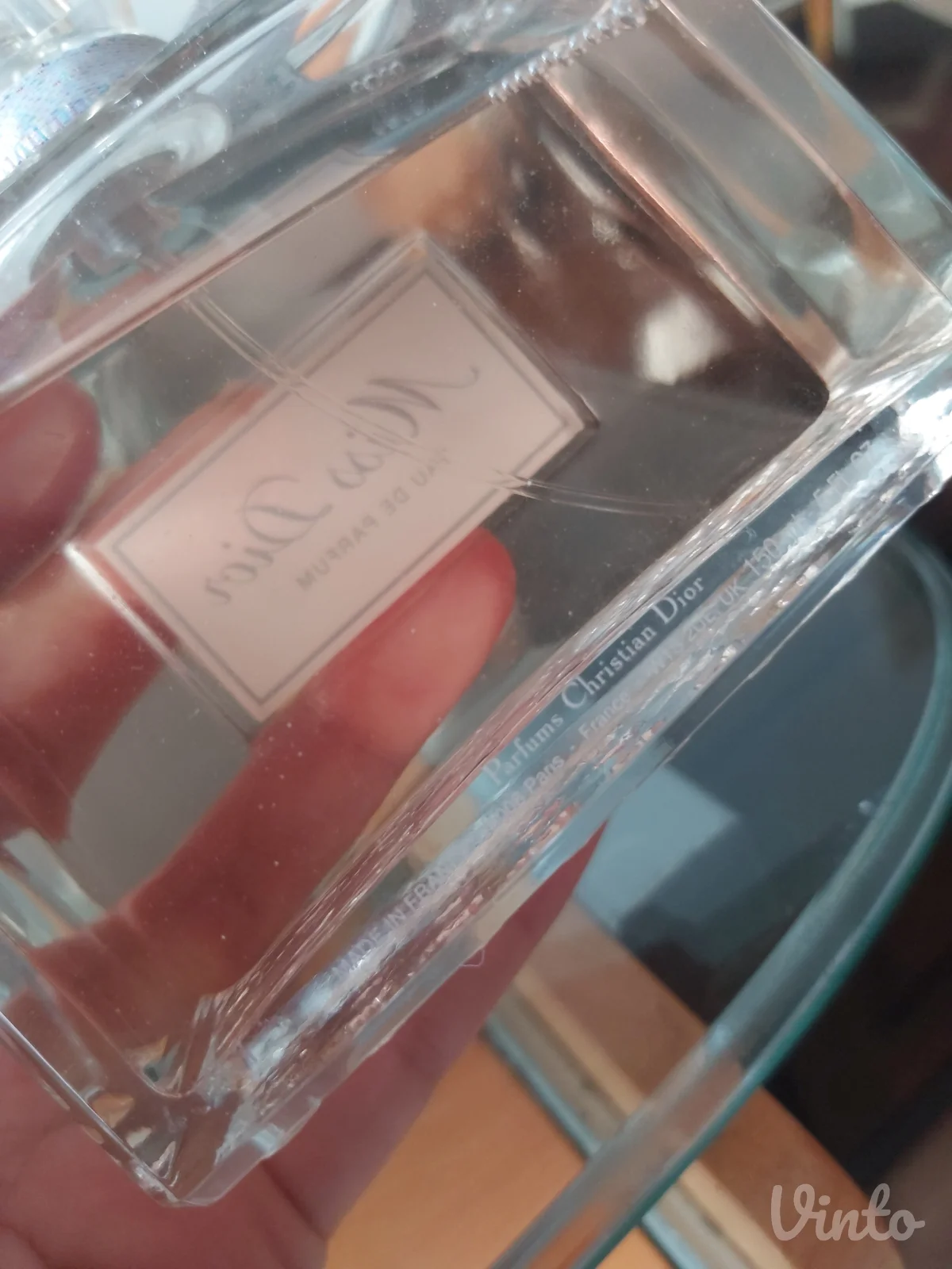 Čitajte oglas! Ženski parfem Miss Dior