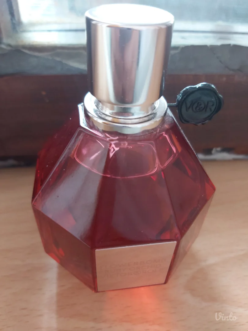 Čitajte oglas pažljivo! Parfem Flowerbomb Ruby Orchid Viktor@Rolf