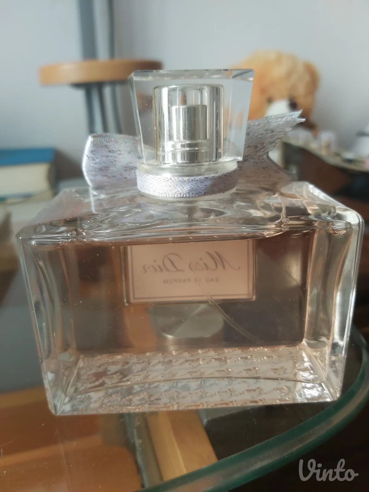 Čitajte oglas! Ženski parfem Miss Dior