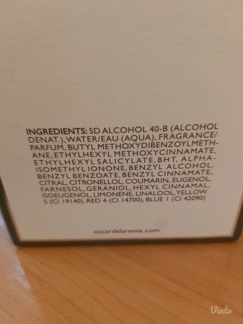 Čitajte oglas pažljivo! Parfem Oscar de la Renta