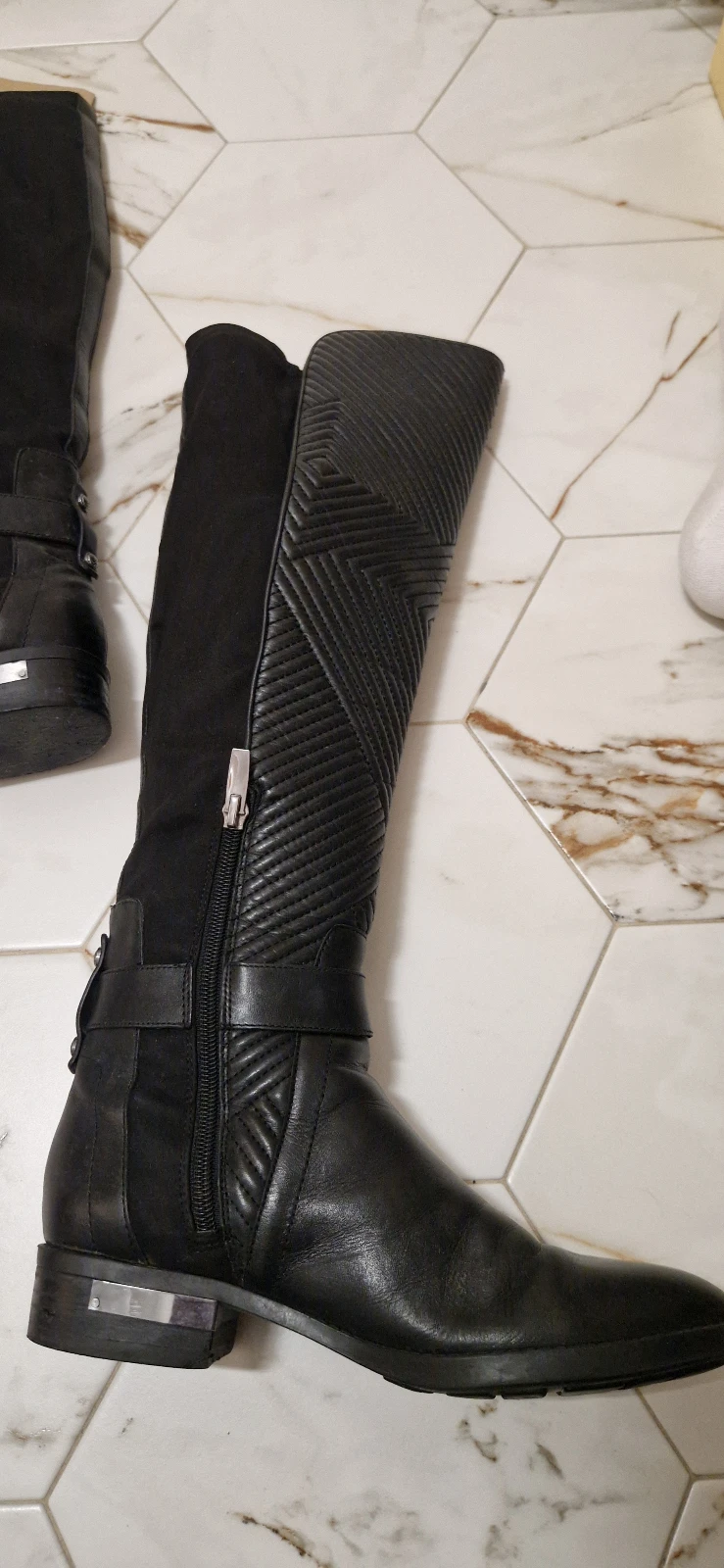 Vince Camuto crne čizme do kolena – broj 37