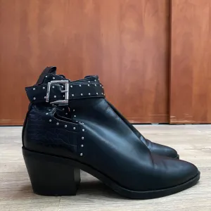 Stradivarius - Ženske čizme (gležnjače)