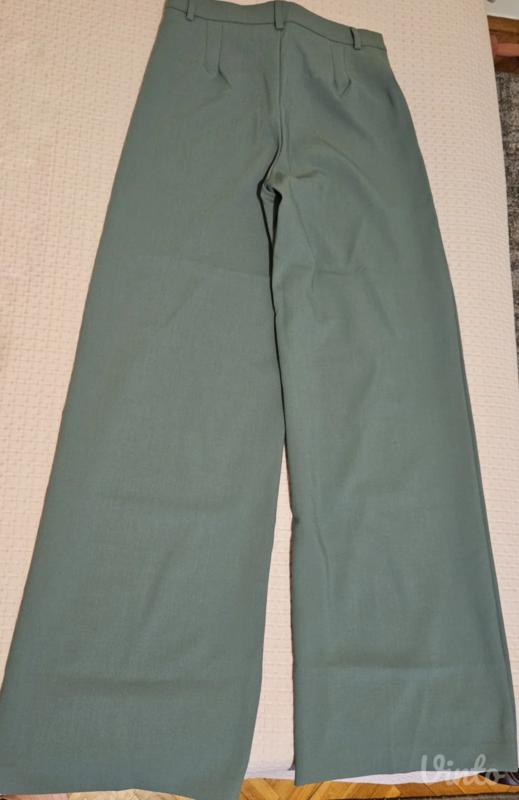 Zara siroke pantalone
