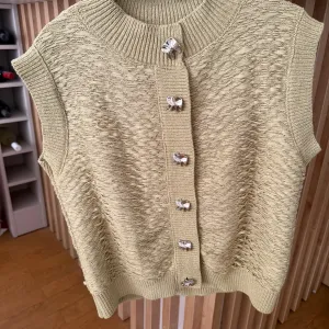 Zara prsluk/top