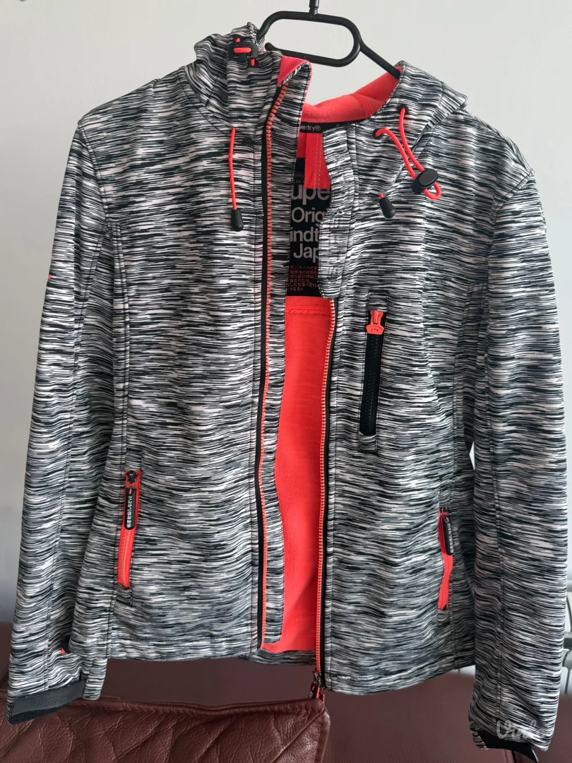 Superdry jakna
