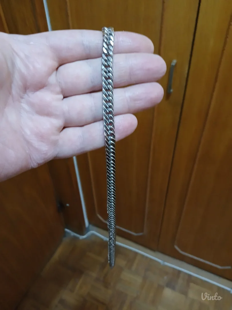 Lanac od hirurškog čelika
