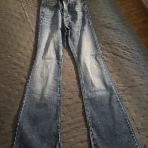 Stradivarius farmerice