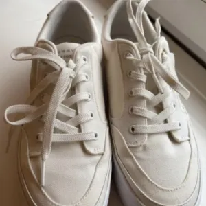 Tommy Hilfiger patike