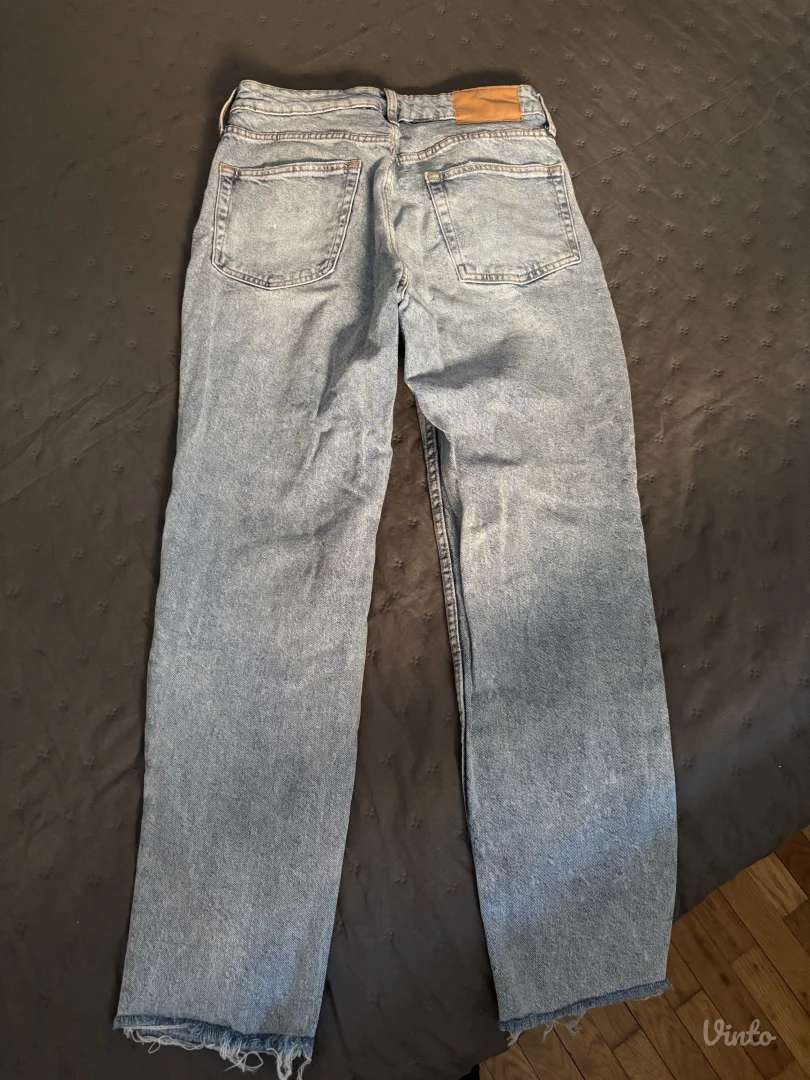 H&M farmerice mom jeans