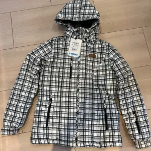 Brugi ženska zimska /ski jakna -nova sa etiketom