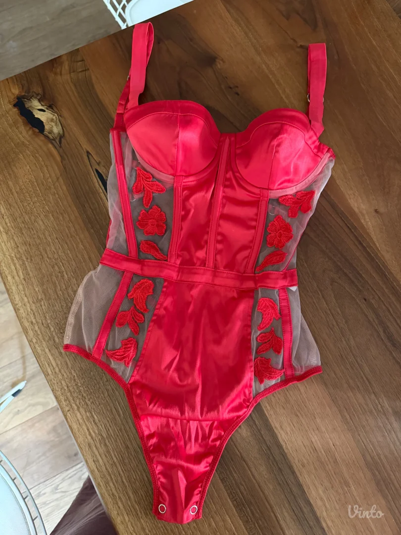 Beba cipkasti body S vel