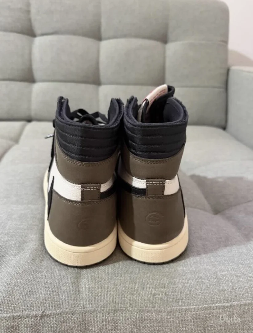 Air Jordan 1 Retro High Travis Scott Cactus Jack Broj 46