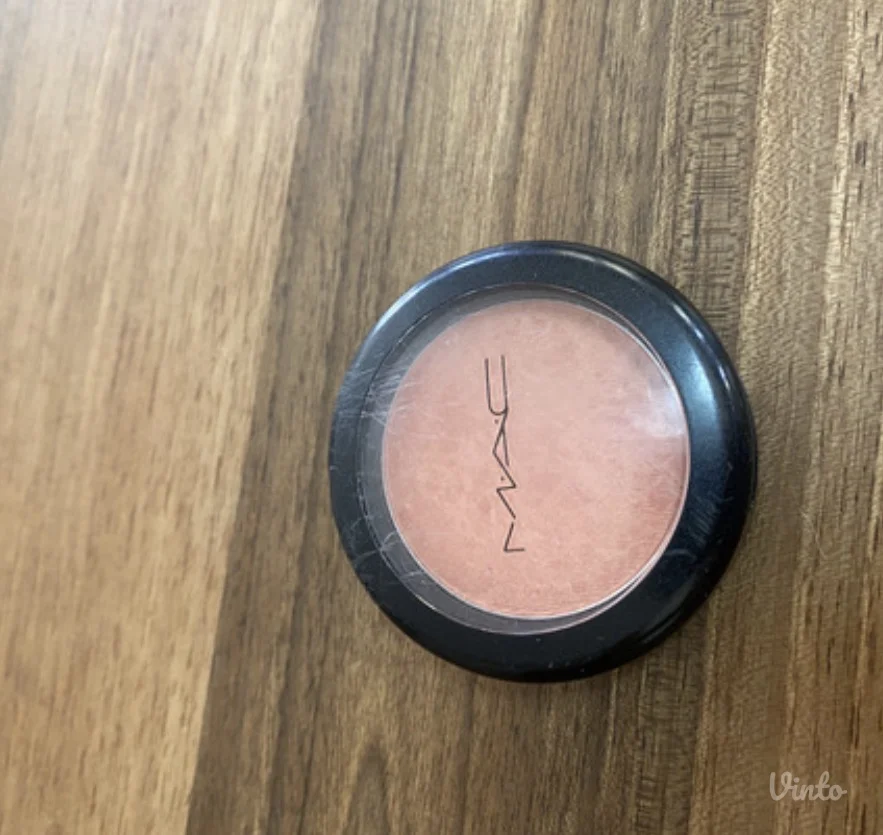 MAC cosmetics rumenilo Style frost powder