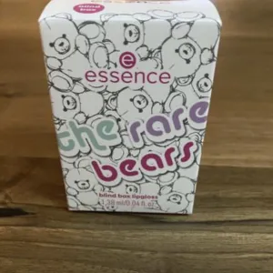 Essence blind box bear limited !!!