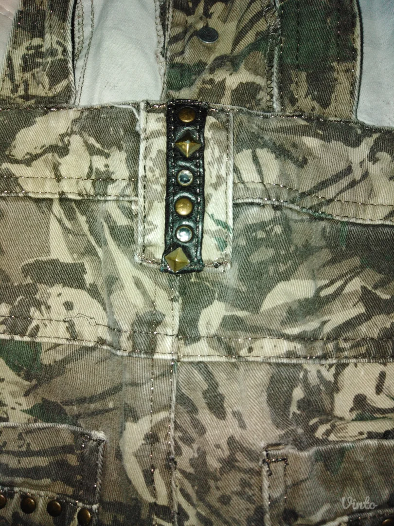 Šorc s tregerima Jennyfer maskirno braon drap 38