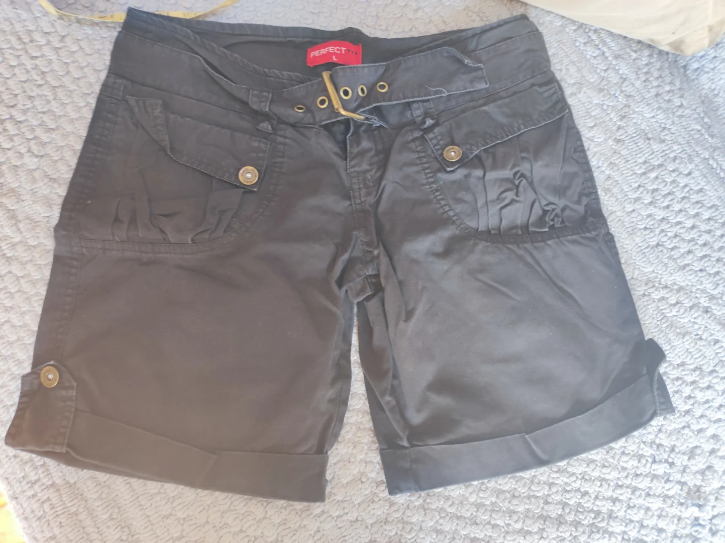 Šorc pantalonice crne Perfect M-L