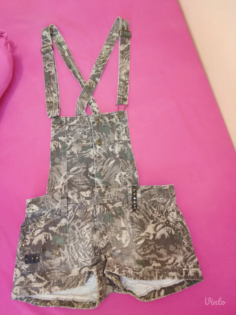 Šorc s tregerima Jennyfer maskirno braon drap 38