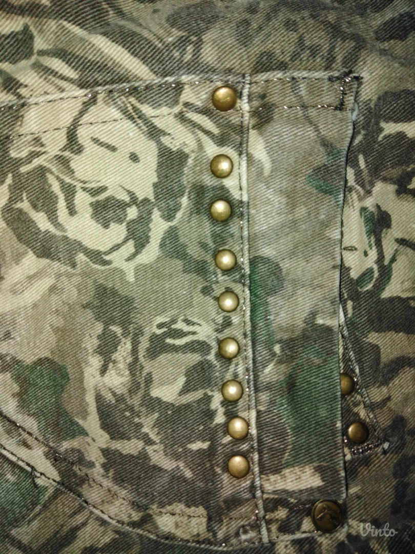 Šorc s tregerima Jennyfer maskirno braon drap 38