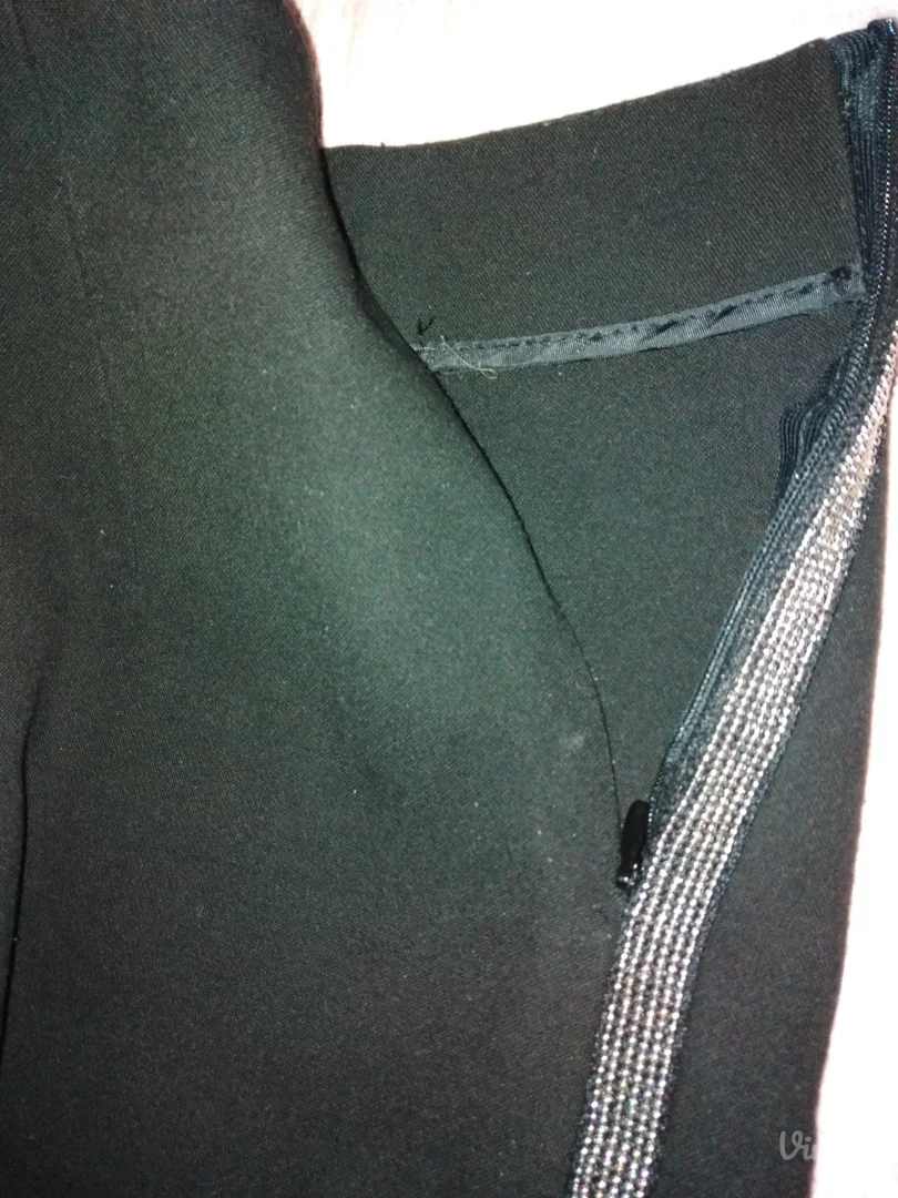 Šorc elegantni crni Zara basic L